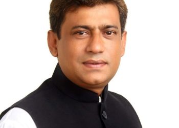 বরগুনা-০১ আসন; মাঠে টুকু, নড়বড়ে শম্ভু
