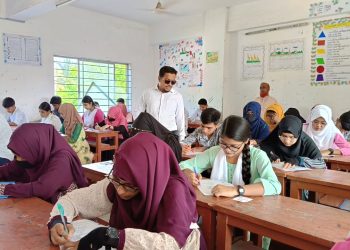 ভয়কে জয় করতে গলাচিপায় গনিত উৎসব