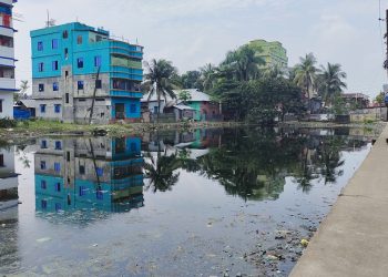 পরিস্কারের পর প্রাণ ফিরেছে পটুয়াখালী টিবি ক্লিনিক পুকুর