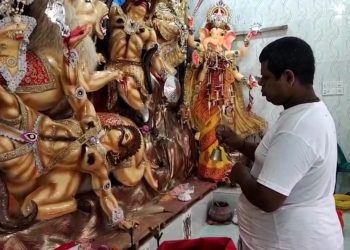 কল্পারম্ব ও বিহীত পুজার মধ্য দিয়ে মহানবমীর আনুষ্ঠানিকতা