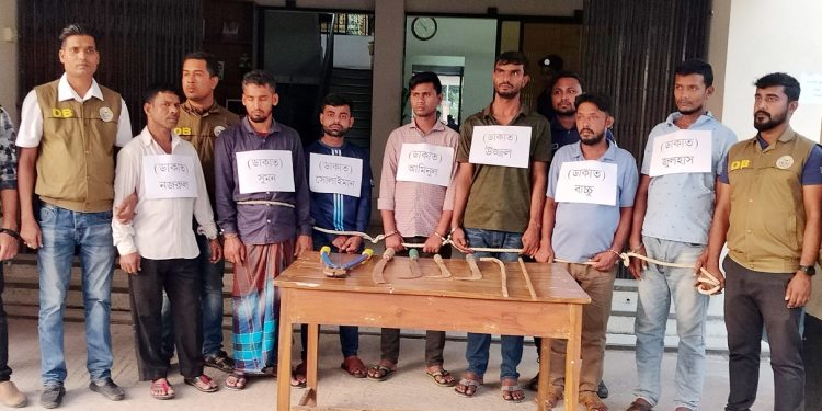 তিন জেলা থেকে ডাকাত সরদারসহ আটক-৭