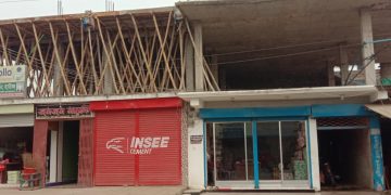 মহিপুরে সম্পত্তি দখল করে ভবন নির্মাণের অভিযোগ