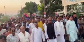 কলাপাড়ায় নৌকার মনোনীত প্রার্থীর সমর্থকদের আনন্দ মিছিল