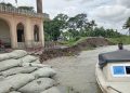 বিলীন হওয়ার উপক্রম মির্জাগঞ্জের ঐতিহ্যবাহী ‘কুয়েতি মসজিদ’