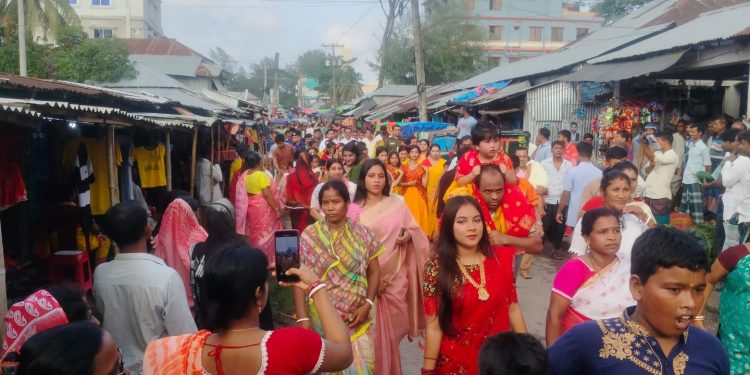দশমিনায় ঐতিহ্যবাহী রথযাত্রা অনুষ্ঠিত