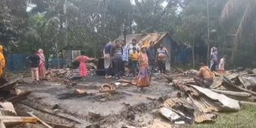 কলাপাড়ায় বিরোধের জেরে বসত ঘর পুড়িয়ে দেয়ার অভিযোগ, ১০ লাখ টাকার ক্ষতি