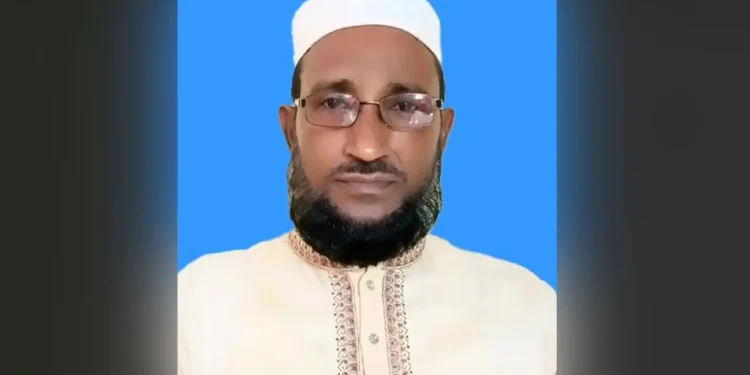 ছাত্রীর সঙ্গে অনৈতিক ভিডিও ভাইরাল, বিদ্যালয়ের অফিস সহকারী বরখাস্ত
