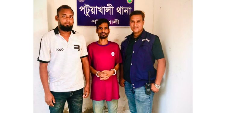 পটুয়াখালীতে মাদক মামলায় দেড় বছরের সাজাপ্রাপ্ত পলাতক আসামি গ্রেপ্তার