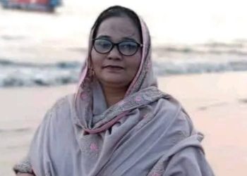 আদালতের রেকর্ড কিপারের বিরুদ্ধে প্রতিবেশীকে হয়রানি ও জমি দখলের অভিযোগ