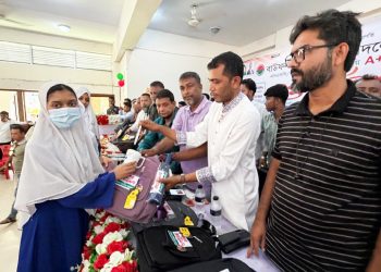 বাউফলে এসএসসি ও দাখিল সমমানের জিপিএ-৫ প্রাপ্ত ১২৯ শিক্ষার্থীকে ছাত্রদলের সংবর্ধনা
