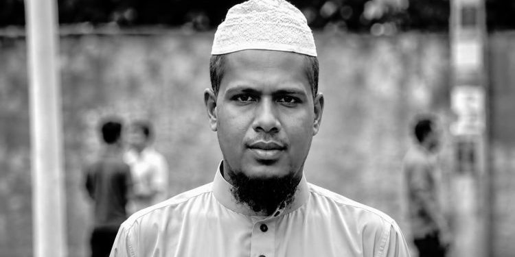 দশমিনায় নিজ ঘর থেকে ব্যবসায়ীর ঝুলন্ত মরদেহ উদ্ধার