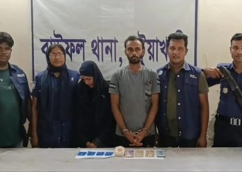 প্যাম্পাসে ইয়াবা লুকিয়েও রক্ষা নেই, ধরা খেলেন মাদক কারবারির স্ত্রী ও সহযোগী