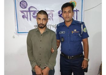 কুয়াকাটায় ২১ পিস ইয়াবাসহ ১৬ মামলার আসামি গ্রেপ্তার
