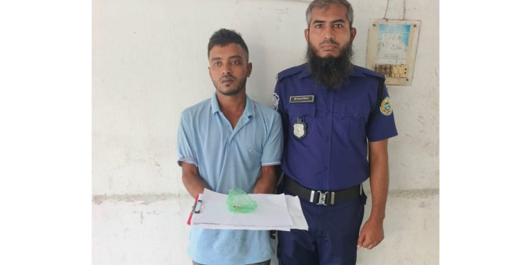 মির্জাগঞ্জে ৫ পিস ইয়াবাসহ যুবক গ্রেফতার