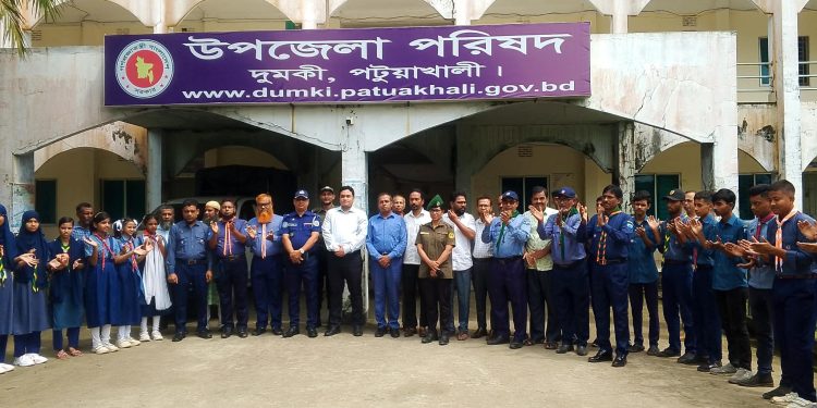 দুমকিতে ডেঙ্গু প্রতিরোধ ও পরিচ্ছন্নতা অভিযানের শুভ উদ্বোধন