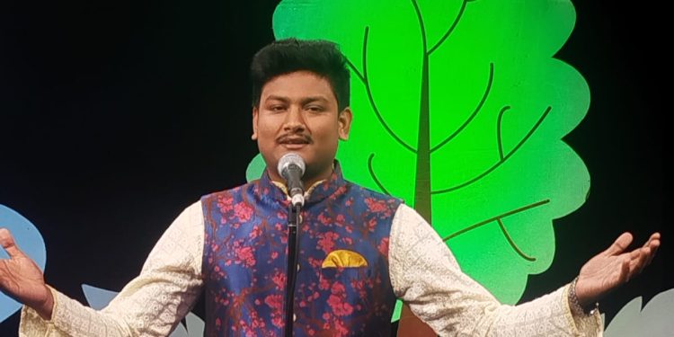 বাংলাদেশ টেলিভিশনের ‘খ’ শ্রেণিতে উন্নীত পটুয়াখালীর কণ্ঠশিল্পী বনি আমিন