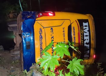 পটুয়াখালীতে বাস-অটোরিকশা সংঘর্ষে নিহত ৪, আহত অন্তত ১০