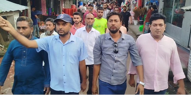আওয়ামী লীগের নৈরাজ্যের প্রতিবাদে দুমকিতে যুবদলের বিক্ষোভ মিছিল