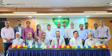 নিরাপদ খাদ্য নিশ্চিতে পোল্ট্রিতে অ্যান্টিবায়োটিকের অপব্যবহার রোধের আহ্বান পবিপ্রবি উপাচার্যের