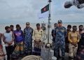 বঙ্গোপসাগরে ইঞ্জিন বিকল ট্রলারসহ ১২ জেলেকে উদ্ধার করল বাংলাদেশ নৌবাহিনী