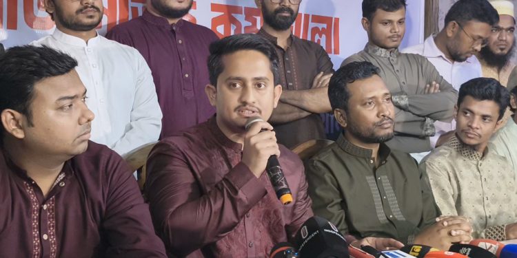 বিএনপি এভাবে দল চালালে ৫ বছর ক্ষমতায় টিকতে পারবে না: সার্জিস আলম