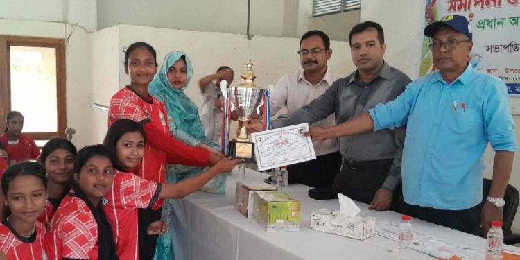 পটুয়াখালীতে ৫৩তম গ্রীষ্মকালীন ক্রীড়া প্রতিযোগিতার সমাপনী ও পুরস্কার বিতরণ