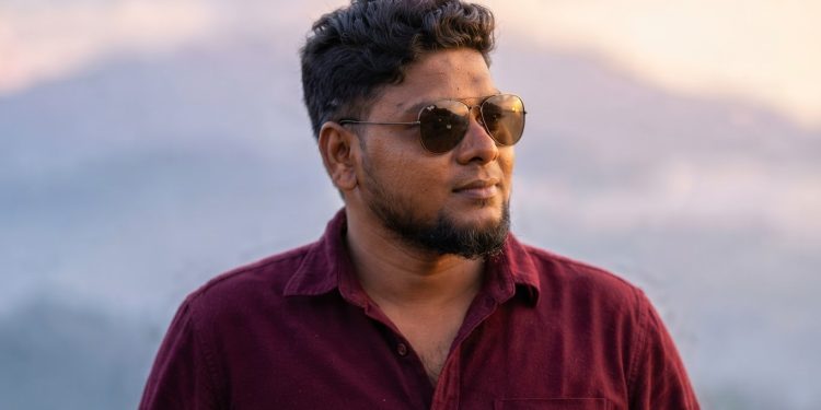 মহিপুরে সাংবাদিককে মোটরসাইকেলে উঠালেই হাজার টাকা জরিমানার হুঁশিয়ারি কামালের