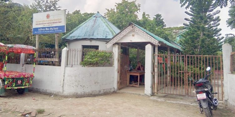 নিরাপত্তার আশ্বাসে খুলল কলাপাড়ার শতবর্ষী সীমা বৌদ্ধবিহার
