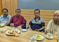 কলাপাড়ায় সাংবাদিকদের সাথে চা চক্রে এমপি মোশাররফ হোসেন