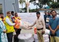 কলাপাড়ায় সমুদ্রগামী জেলেদের মাঝে সুরক্ষা উপকরণ বিতরণ