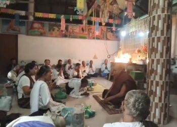 পটুয়াখালীতে ধর্মীয় ভাবগাম্ভীর্য ও উৎসবমুখর পরিবেশে প্রবারণা পূর্ণিমা উদযাপিত